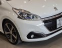 Peugeot 208 2015 - Màu trắng, nhập khẩu nguyên chiếc