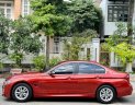 BMW 320i 2018 - Bán xe đỏ cam, nội thất đen kem