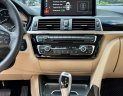 BMW 320i 2018 - Bán xe đỏ cam, nội thất đen kem