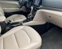 Hyundai Elantra 2019 - Xe màu đen, giá cạnh tranh