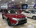 Mitsubishi Outlander 2019 - Màu đỏ, giá chỉ 755 triệu