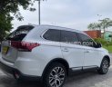 Mitsubishi Outlander 2018 - 4 lốp theo xe, lốp sơ cua chưa hạ