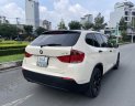 BMW X1 2011 - Màu trắng kem loại full đồ chơi nhà mua mới, một đời trùm mền ít đi xe vào rất nhiều đồ chơi