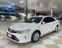 Toyota Camry 2016 - Xe màu trắng