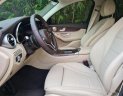 Mercedes-Benz GLC 200 2022 - Đen nội thất kem, siêu lướt chính hãng