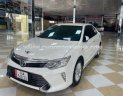 Toyota Camry 2016 - Xe màu trắng