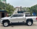 Toyota Hilux 2015 - Màu bạc, xe nhập