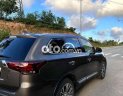 Mitsubishi Outlander Cần bán xe  2018 2018 - Cần bán xe outlander 2018