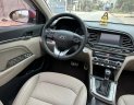 Hyundai Elantra 2019 - Màu đỏ
