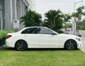 Mercedes-Benz C300 2019 - Màu trắng, nhập khẩu