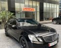 Mercedes-Benz 2011 - Xe màu đen sang trọng