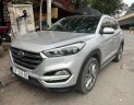 Hyundai Tucson 2017 - Xe màu bạc giá cạnh tranh