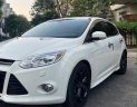 Ford Focus 2015 - Màu trắng, nhập khẩu, giá chỉ 425 triệu