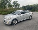 Hyundai Accent 2011 - Màu bạc đẹp