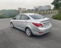 Hyundai Accent 2011 - Màu bạc đẹp