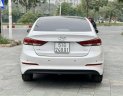 Hyundai Elantra 2016 - Màu trắng