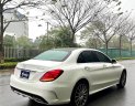 Mercedes-Benz C300 2017 - Màu trắng, xe nhập