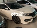 Honda Civic cần bán gấp  1.8E 2018 trắng odo 28 2018 - cần bán gấp civic 1.8E 2018 trắng odo 28