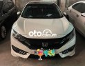 Honda Civic cần bán gấp  1.8E 2018 trắng odo 28 2018 - cần bán gấp civic 1.8E 2018 trắng odo 28