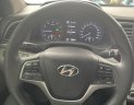 Hyundai Elantra 2017 - Màu đỏ, xe gia đình giá hữu nghị