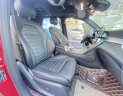 Mercedes-Benz GLC 300 2018 - Cần bán xe màu đỏ