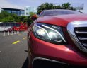 Mercedes-Benz E200 2019 - Màu đỏ - Nội thất đen. Mới lăn bánh 39900km