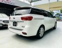 Kia Sedona 2018 - Màu trắng