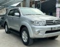 Toyota Fortuner 2009 - Màu bạc số sàn