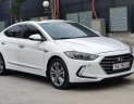 Hyundai Elantra 2018 - Xe màu trắng xe gia đình