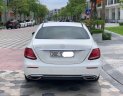 Mercedes-Benz E200 2016 - Xe màu trắng