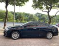 Toyota Camry 2018 - Xe màu đen, giá 795tr