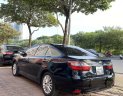 Toyota Camry 2018 - Xe màu đen, giá 795tr