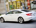 Honda Accord 2022 - Sensing nhập Thái, odo chỉ mới 400km, mới đập thùng