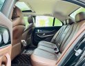 Mercedes-Benz E250 2018 - Xe màu đen sang trọng