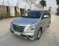 Toyota Innova 2013 - Gia đình không ngày taxi dịch vụ