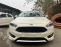 Ford Focus 2019 - Màu trắng, xe nhập