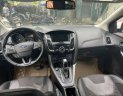 Ford Focus 2019 - Màu trắng, xe nhập