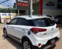 Hyundai i20 Active 2017 - Màu trắng, nhập khẩu