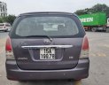 Toyota Innova 2010 - Xe màu xám