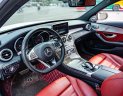 Mercedes-Benz 2017 - Xe màu trắng