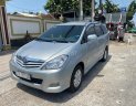 Toyota Innova Bán inova đời 2010 bản G xe đẹp chất xe còn 2010 - Bán inova đời 2010 bản G xe đẹp chất xe còn