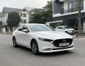 Mazda 3 2022 - Màu trắng, giá 668tr