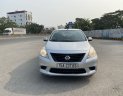 Nissan Sunny 2013 - Xe màu bạc, giá chỉ 215 triệu