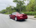 Toyota Camry 2021 - Xe màu đỏ nổi bật thu hút ánh nhìn