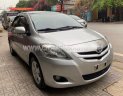 Toyota Vios 2010 - Xe màu bạc số tự động