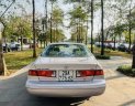 Toyota Camry 2001 - Xe màu bạc, giá 165tr