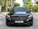 Mercedes-Benz C200 2018 - Màu đen, nội thất đen