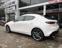 Mazda 3 2023 - Bán Mazda 3 đời 2023, màu trắng, giá 690tr