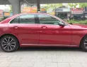 Mercedes-Benz C200 2019 - Cần bán xe Mercedes Benz đời 2019, màu Đỏ, tên tư nhân xe đi gia đình