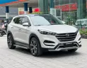 Hyundai Tucson 1.6 Turbo 2018 - Bán xe Hyundai Tucson 1.6 Turbo sản xuất 2018, màu trắng, xe đẹp đi gia đình